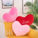 Coussin Cœur Love, ajout de confort et de style à votre canapé