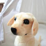 Chien Golden Retriever en peluche, parfait pour les cadeaux